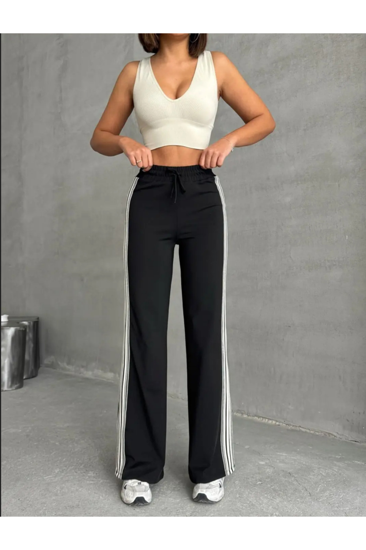 Miss Prova  Yan Şeritli Geniş Paça Eşofman Altı MISSEA25068 - Görsel 3