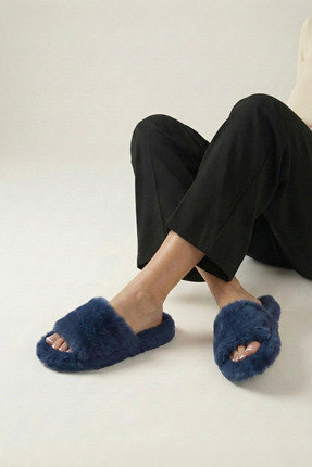 Luvaa Royal Kadın Peluş Ev & Günlük Terlik – Yumuşak Tabanlı, Kaymaz Taban, 3...