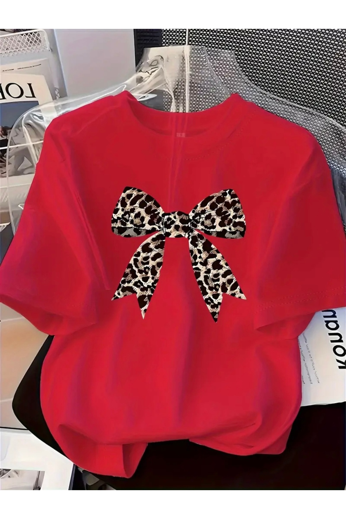 FUFLUNS Оверсайз дамска тениска с леопардов принт и велосипедна яка
