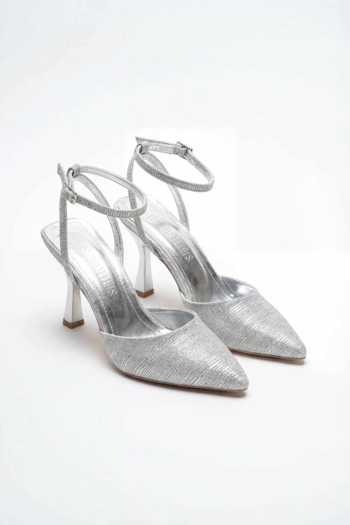 Les Chatelets  Éclat de Nuit Bilekten Bağlamalı Simli Gümüş Abiye Ayakkabı