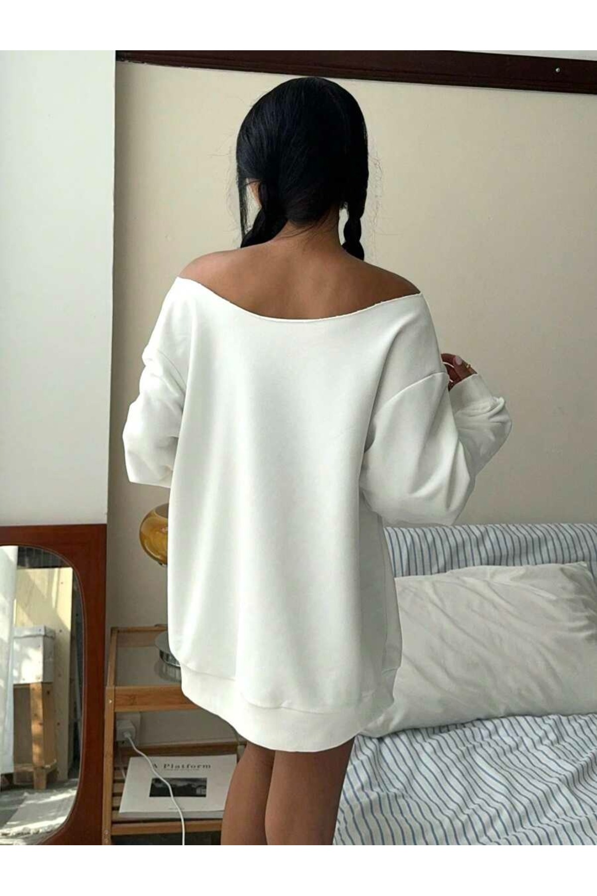 OVER HEAD Kadın Usa Bayrak Baskılı Kayık Yaka Oversize Sweatshirt görsel 2
