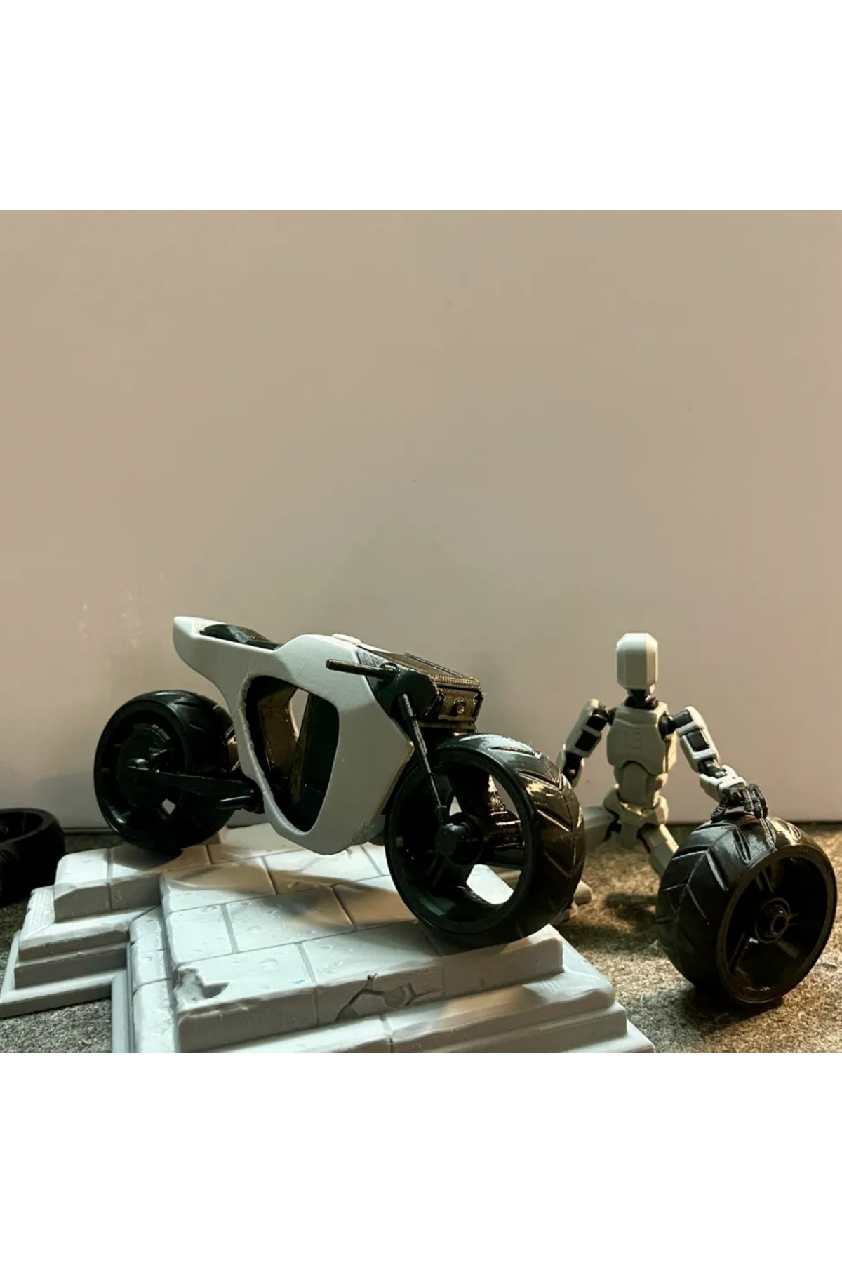 実物　SCHMIDT &BENDER 3-12 PM II USMC トレポン Modellio3D Futuristic Electric Motorcycle V1 for Dummy 13 - Fiyatı