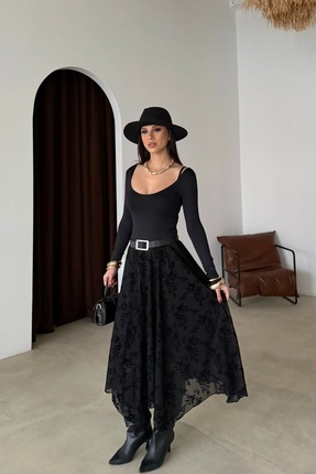 R-Style Kadife Desenli Asimetrik Tül Etek