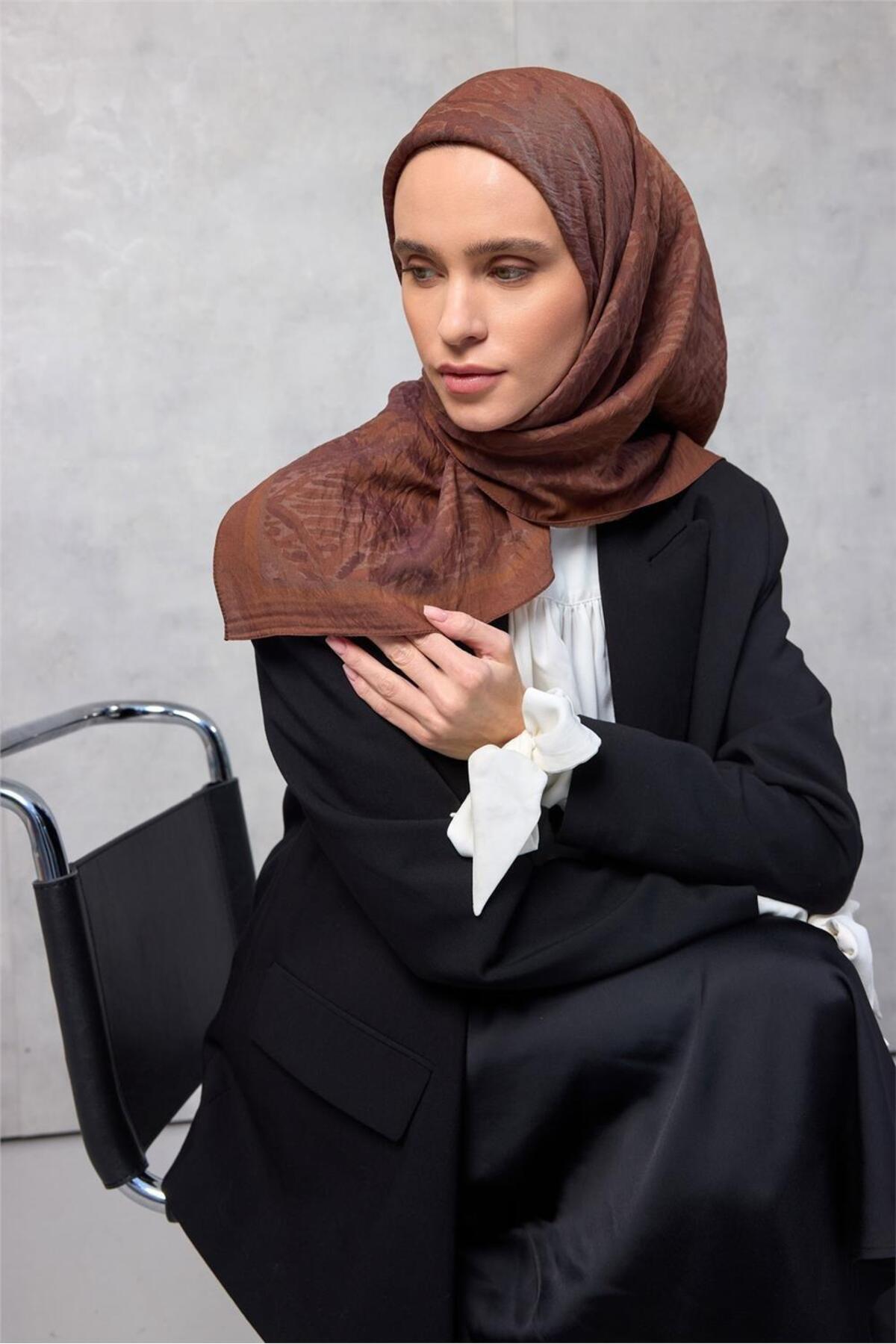 Viscose Velora Scarf Four Seasons Mixed Pattern Cinnamon 90x90