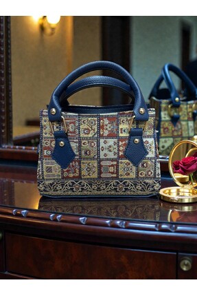 KAYA GİFT AND BAG KARE ÇANTA