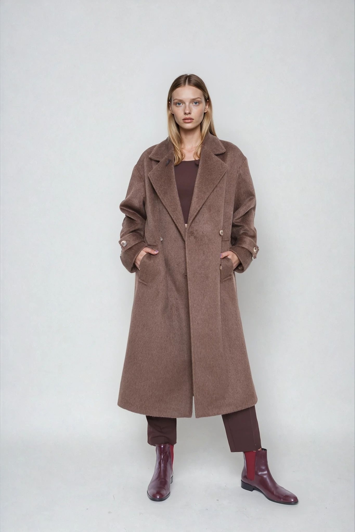 Vitrin  Düşük Omuz Uzun Kaşe Kaban - Görsel 3