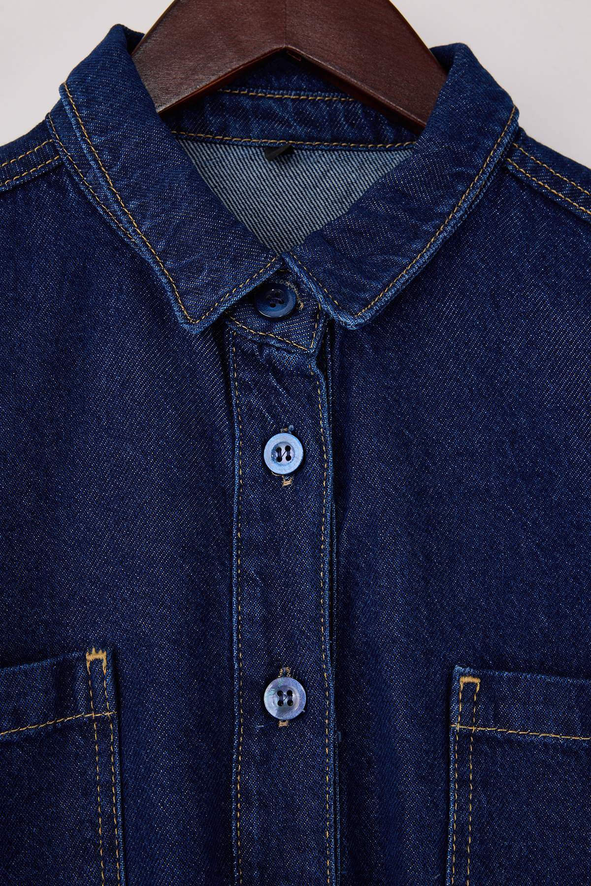 Trendyolmilla  Koyu Mavi Belden Bağlamalı Tencel Karışımlı Denim Gömlek TWOSS26GO00006 - Görsel 6