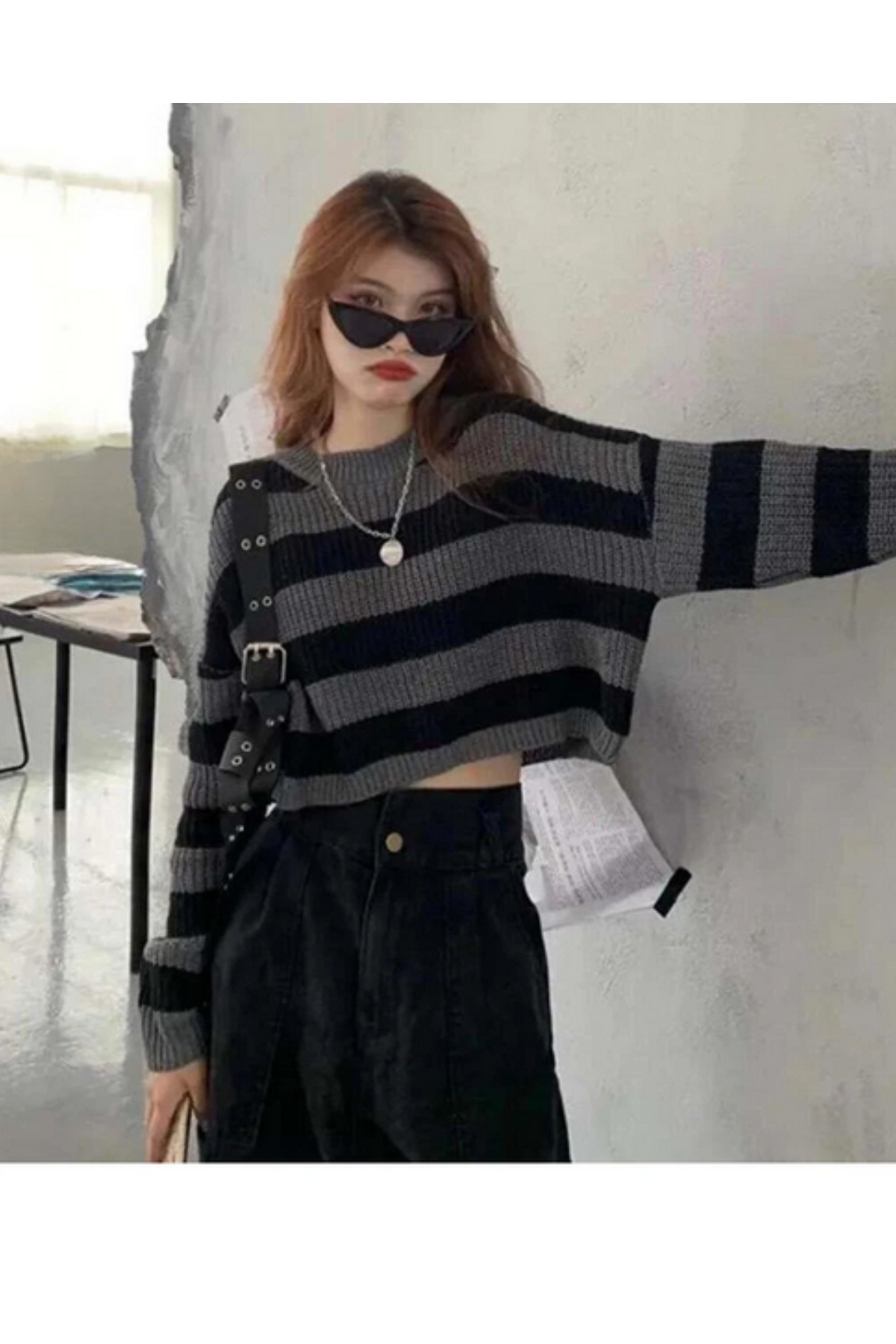MODASPARK Siyah Gri Çizgili Bisiklet Yaka Crop Kadın Triko Kazak