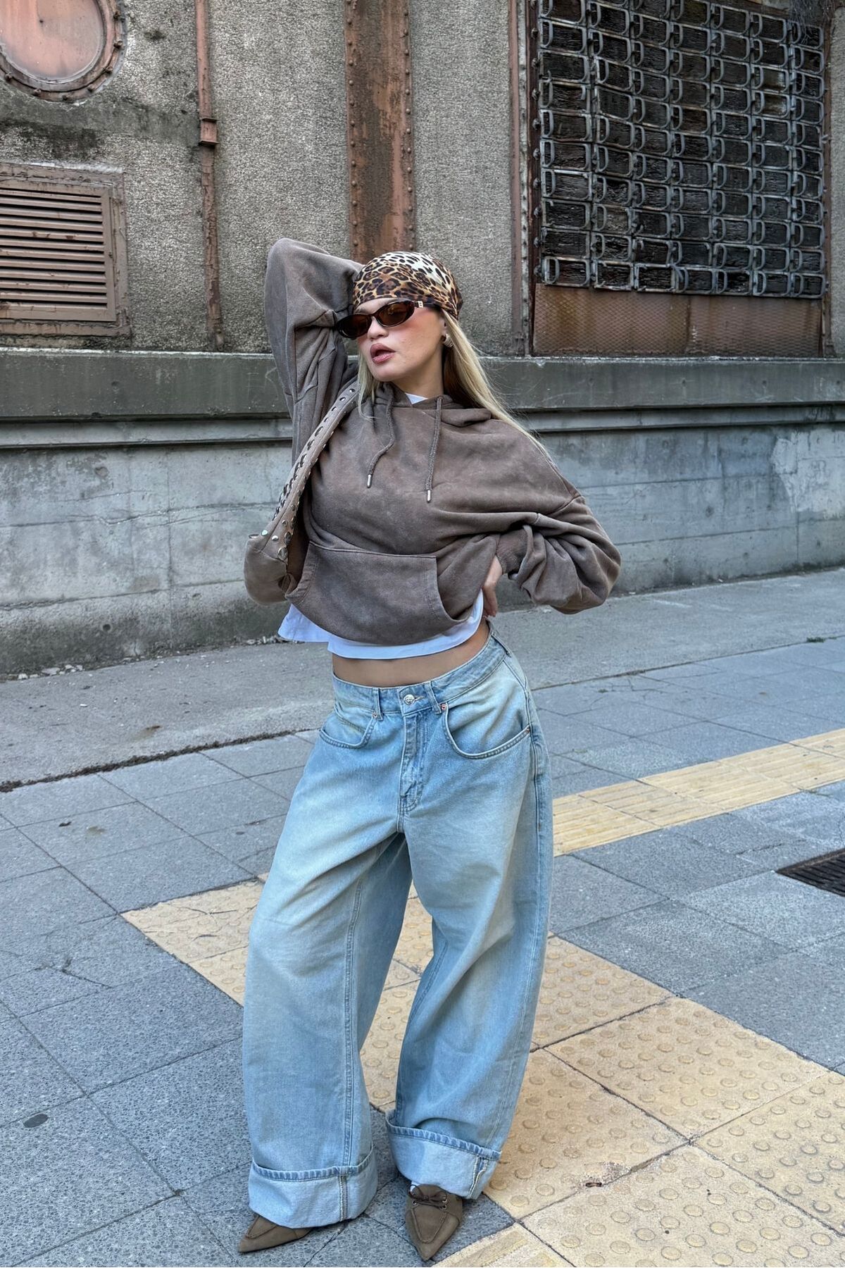 bases.  Mavi Bol Kesim Baggy Jean - Görsel 4