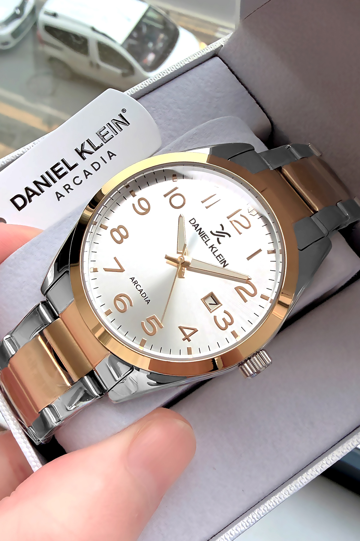 ساعت مچی مردانه Original Gift مدل Dke2063C6، ضدآب تا ۳ اتمسفر، بند فولادی، رنگ نقره‌ای-طلایی