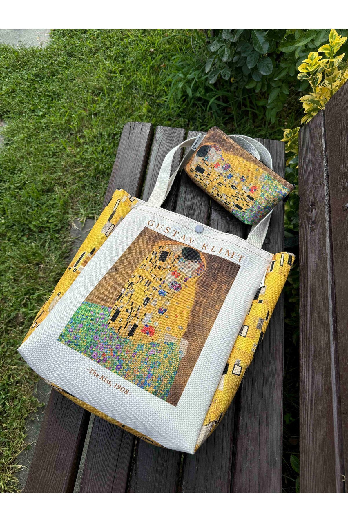 pamukcanta  Gustav Klimt Kanvas Bez Çanta& Makyaj Çantası Yıkanabilir Metal Çıtçıtlı Cepli (2'li Set) - Görsel 3