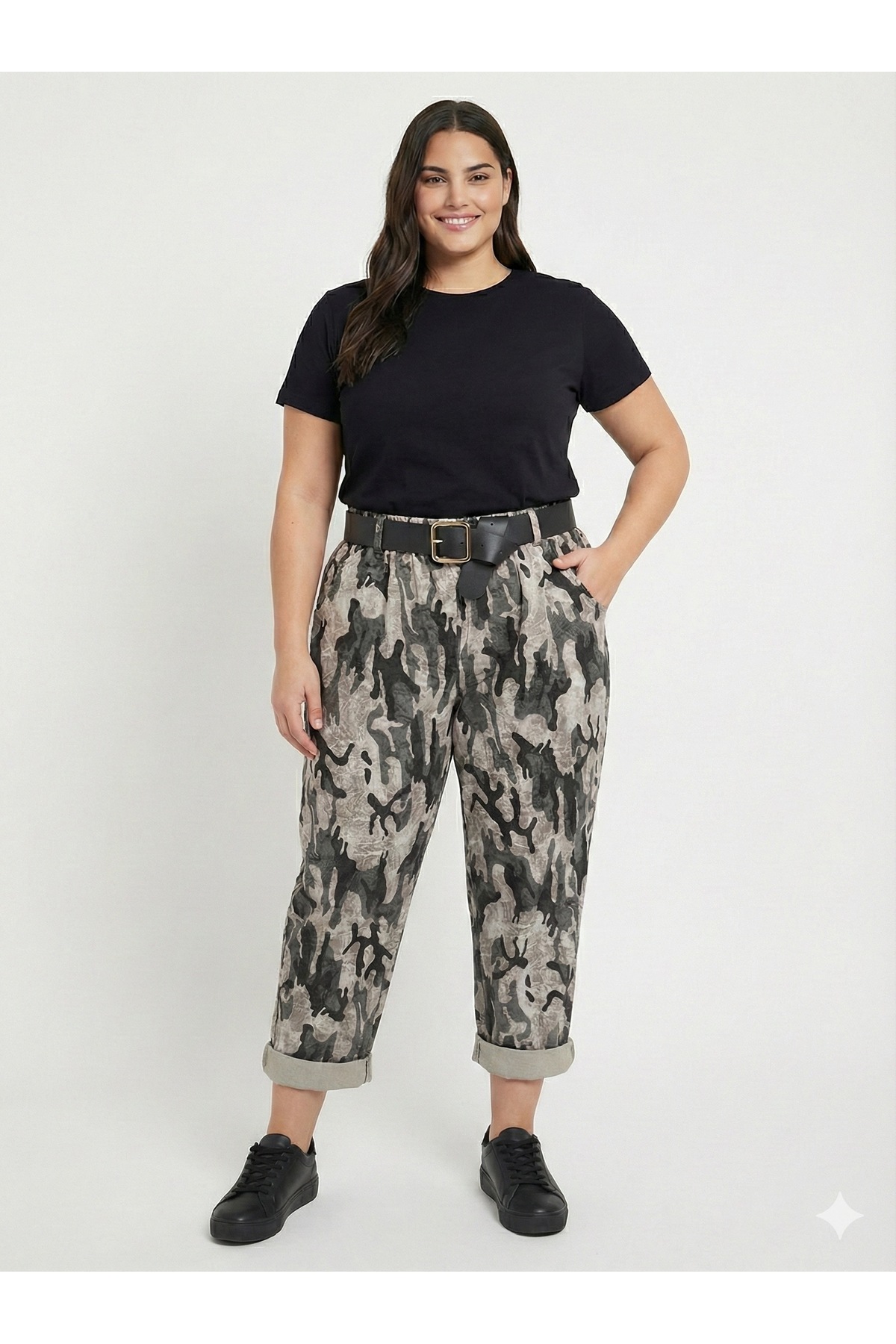 Women's Beige Italian Camouflage Pattern Loose Fit Wide Hip Carrot/Shalwar Mold Lycra Stretch Trousers