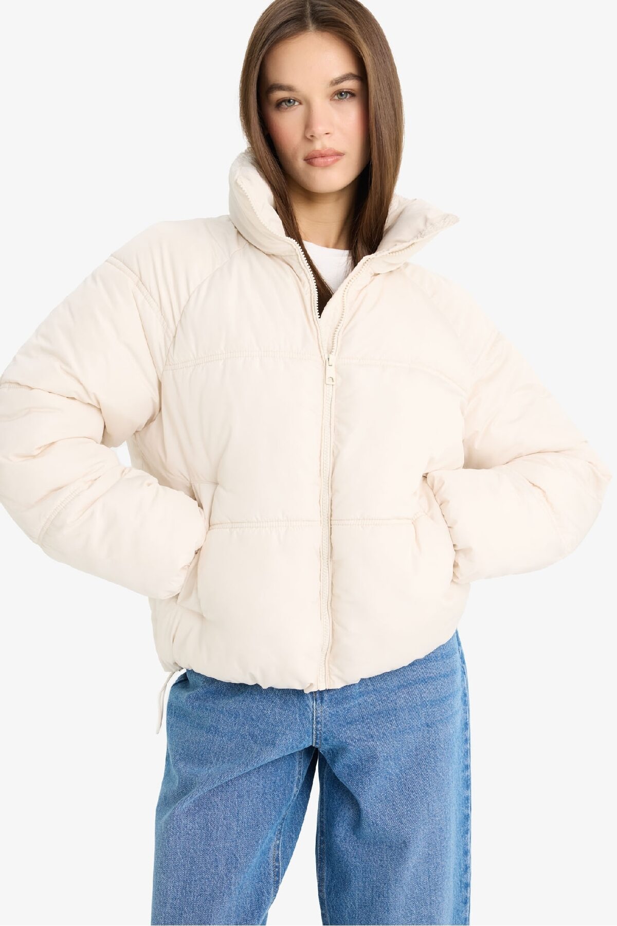 DeFacto Su Geçirmez Regular Fit Dik Yaka Fermuarlı Şişme Mont E8690AX25AU