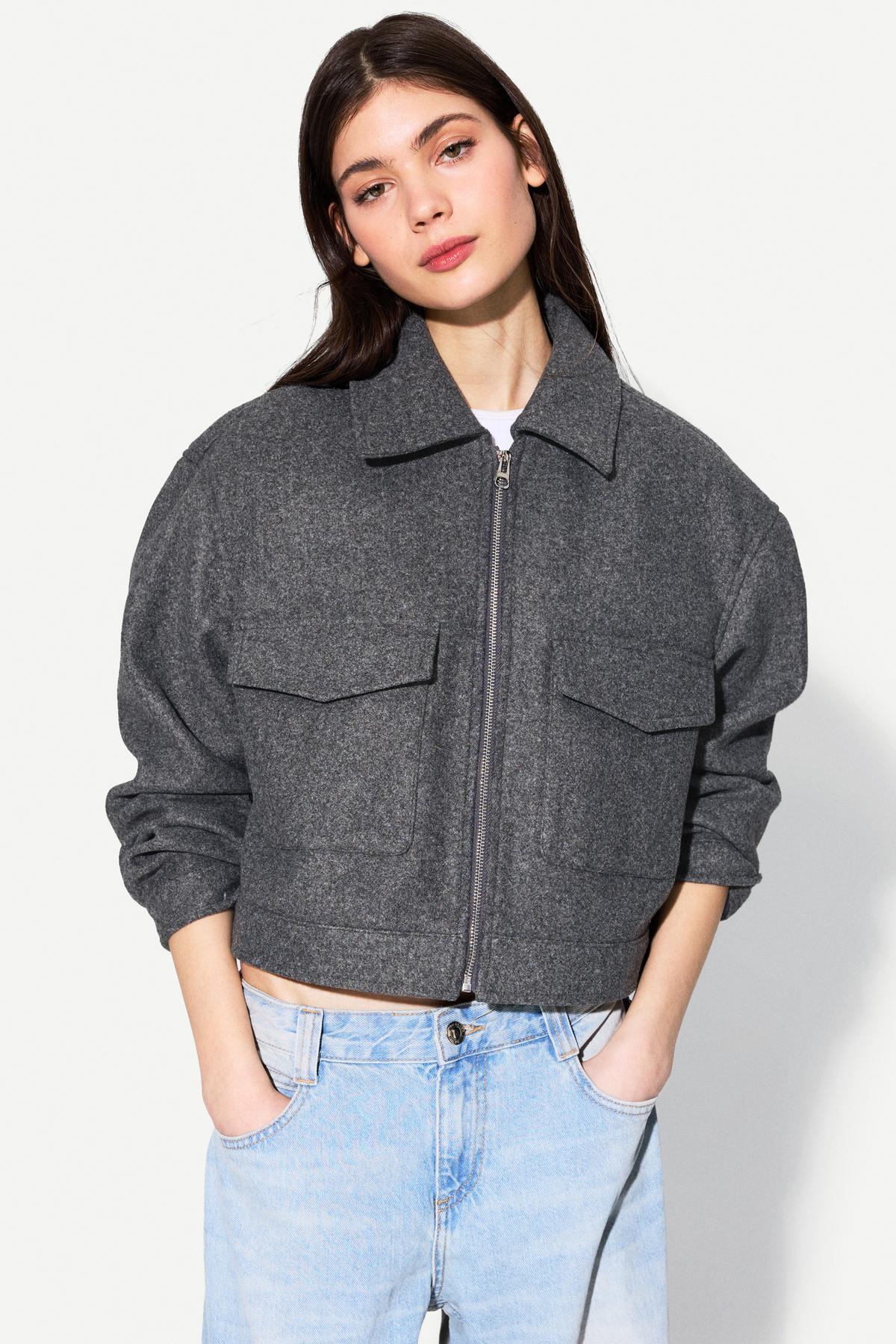 Bershka  Crop kesim yumuşak ceket