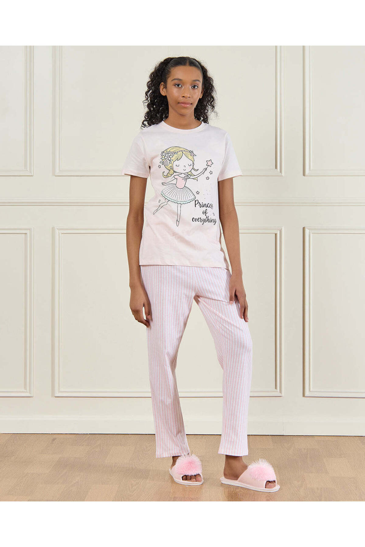 REDTAG طقم بيجامة مطبوع باللون الوردي للفتيات الكبيرات (قطعتين)