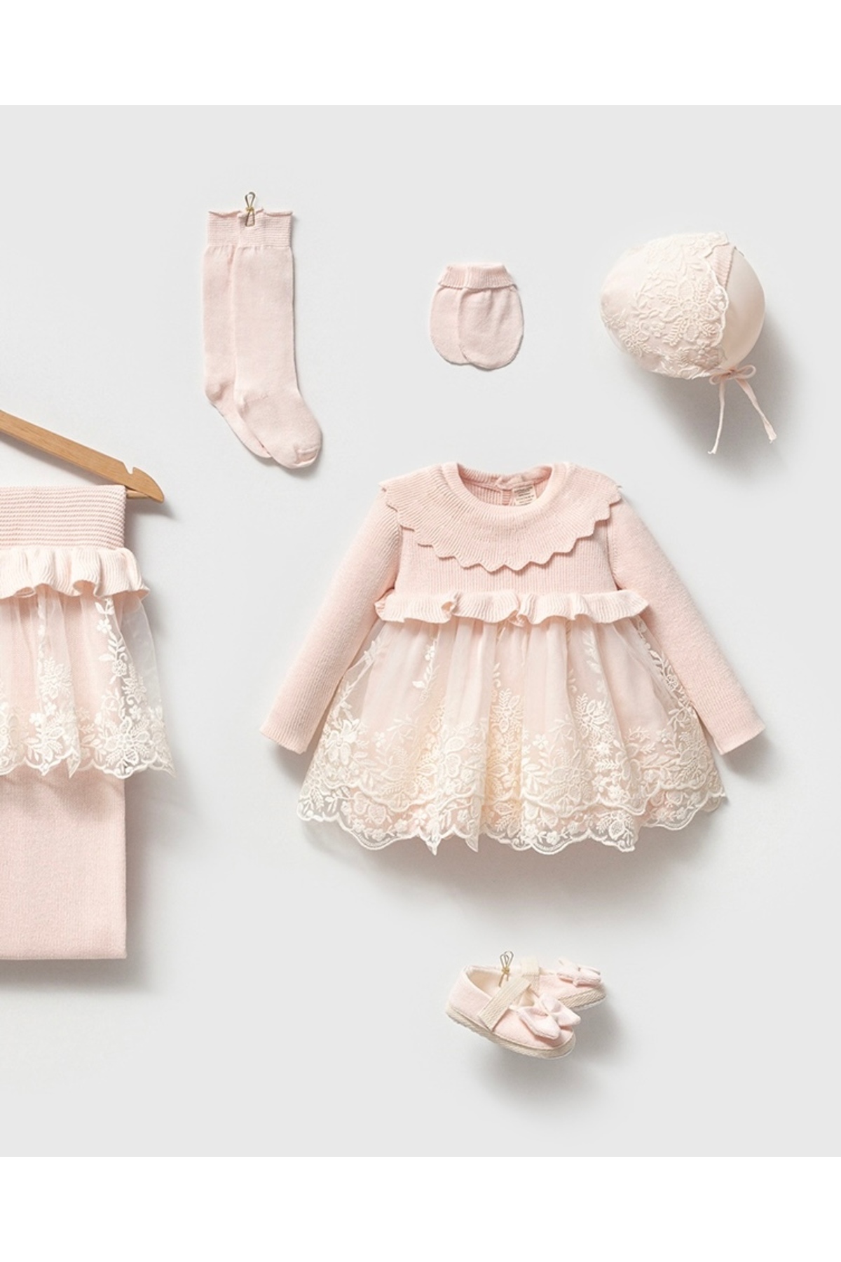 Mert Baby Diana Prenses Triko Organik 6'lı Hastane Çıkış Seti %100 Pamuk Yenidoğan Kız Bebek fotoğrafı 4 (önizleme)