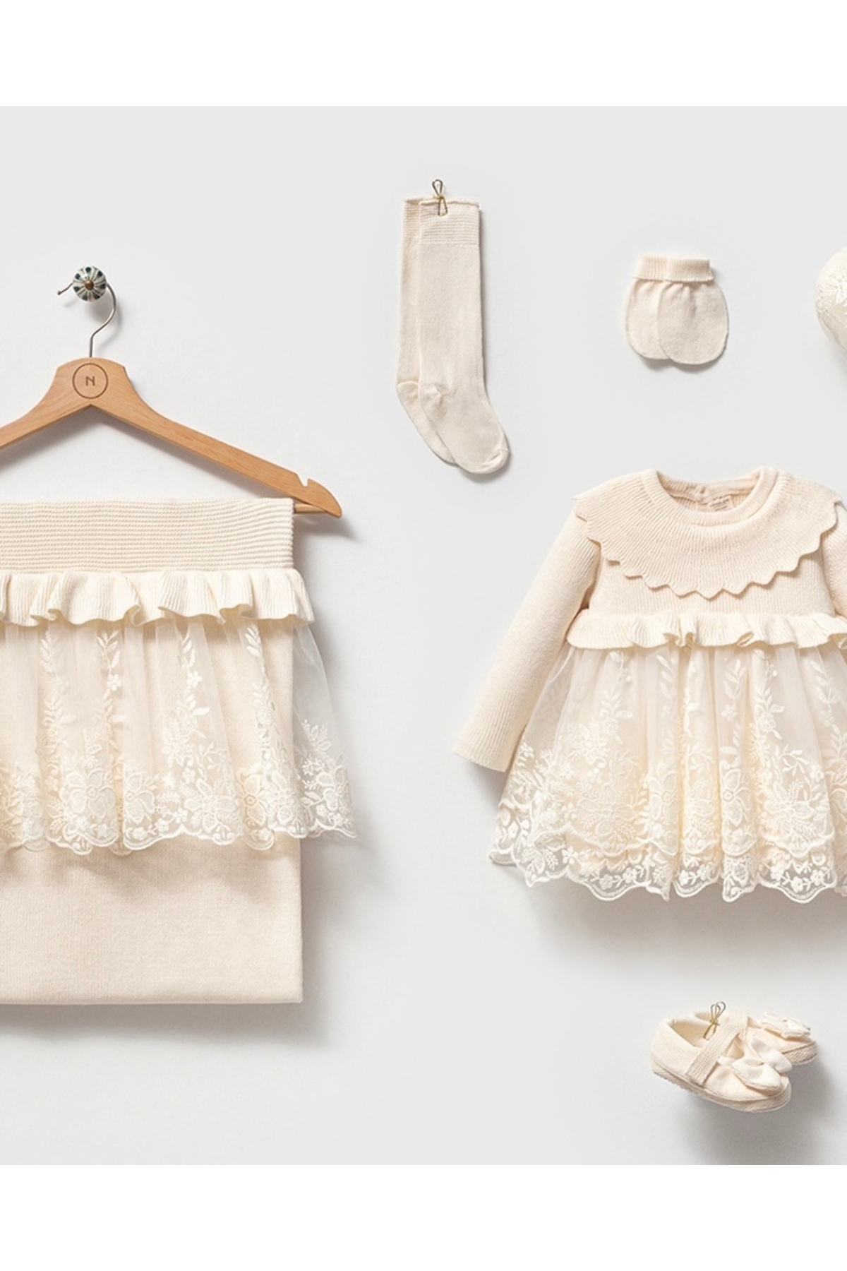 Mert Baby Diana Prenses Triko Organik 6'lı Hastane Çıkış Seti %100 Pamuk Yenidoğan Kız Bebek fotoğrafı 6 (önizleme)