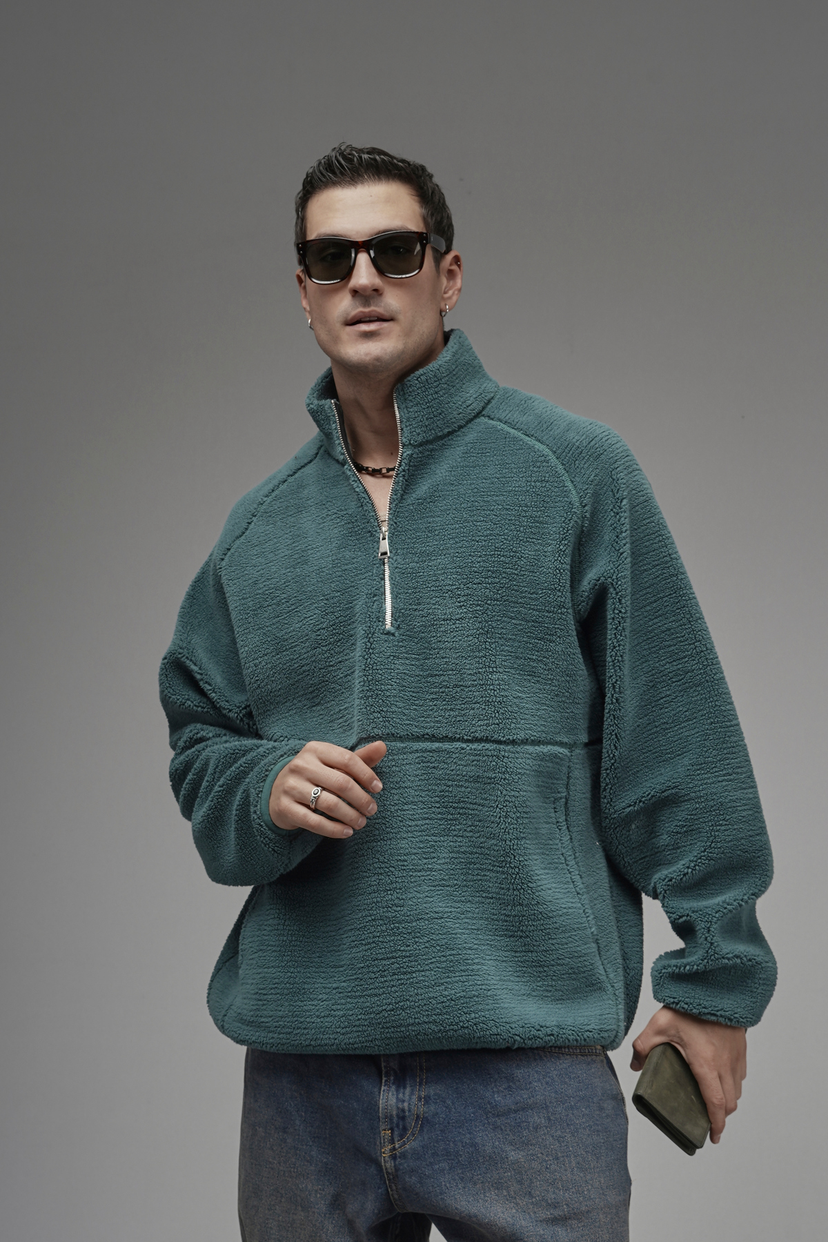 Butik  Trend Biz Oversize Yarım Fermuarlı Dik Yaka Peluş