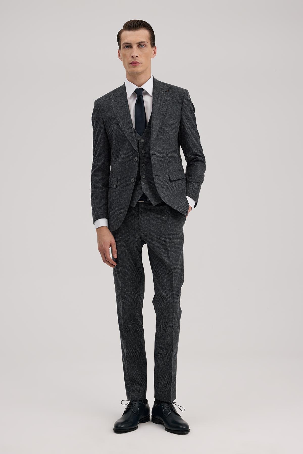 Koyu Lacivert Slim Fit Sivri Yaka Yelekli Takım Elbise — سرمه‌ای JK36SF02M108 — تصویر 2 از 5