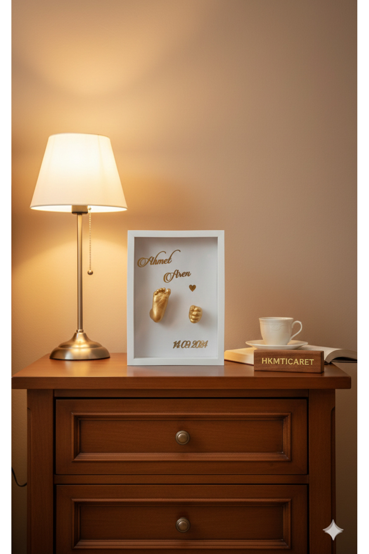 Verda Çerçeve 25x35 Cm İsimli 3D Bebek El Ayak Heykel Alma Seti ve Beyaz Derin Anı Çerçevesi fotoğrafı 2 (önizleme)