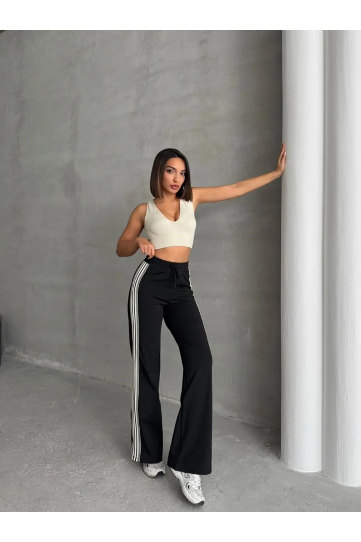 Miss Prova  Yan Şeritli Geniş Paça Eşofman Altı MISSEA25068 - Görsel 4