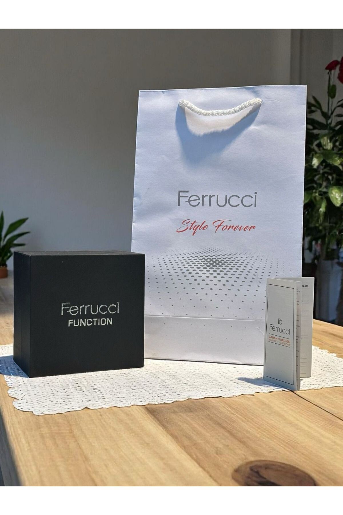 Ferrucci Zincir Tasarım Celik Kordonlu 30 Mt Suya Dayanıklı Kadın Kol Saati+Bileklik FR.F043649.F3 görsel 4