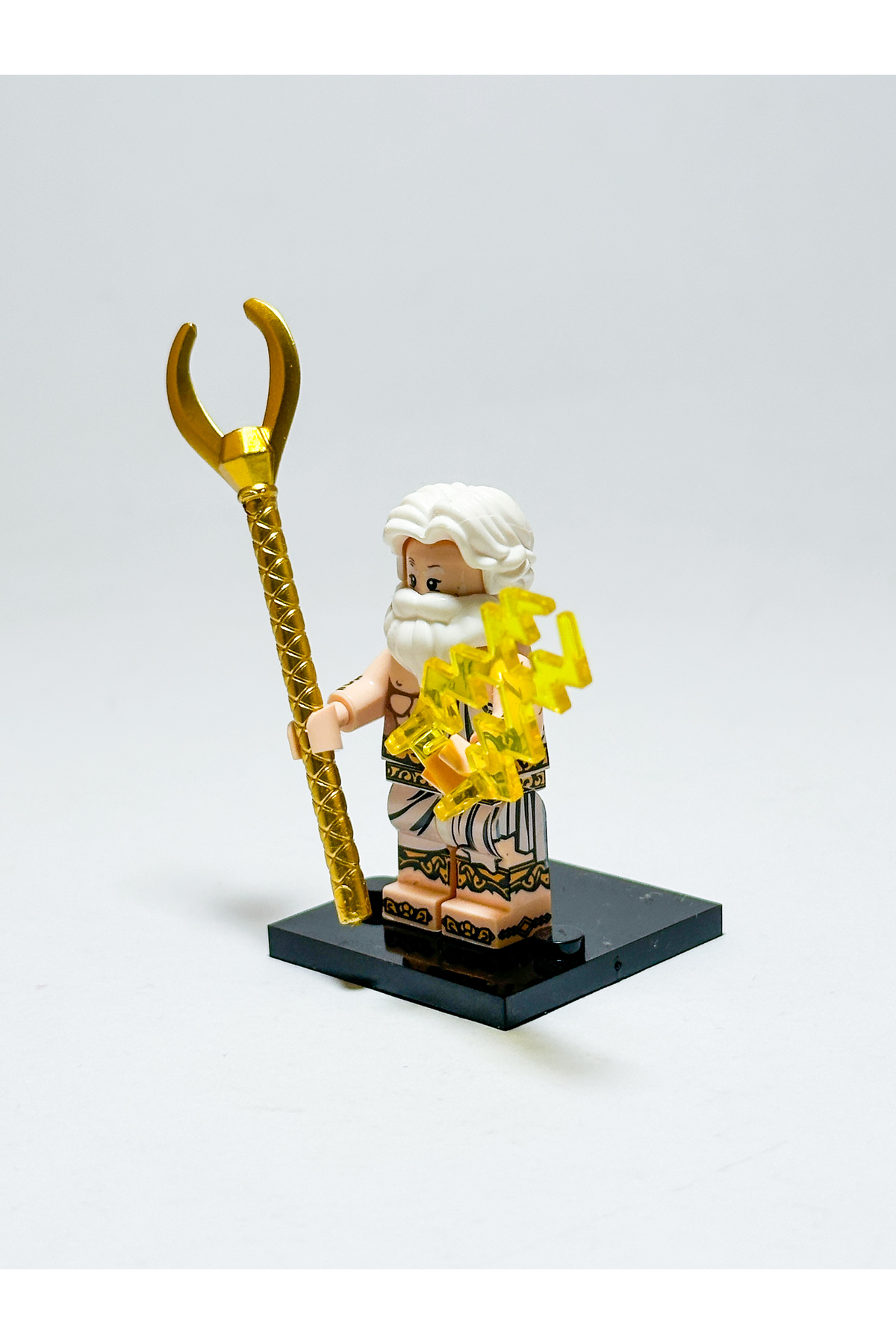 مینیفگور زئوس - مجموعه خدایان یونان