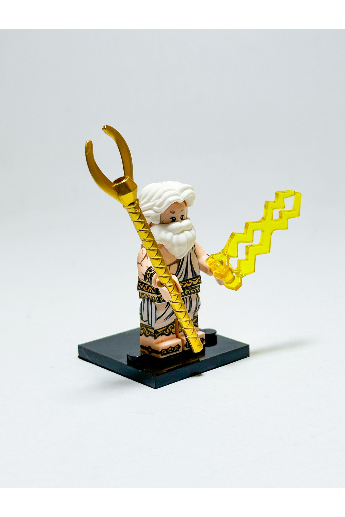 مینیفگور زئوس - مجموعه خدایان یونان