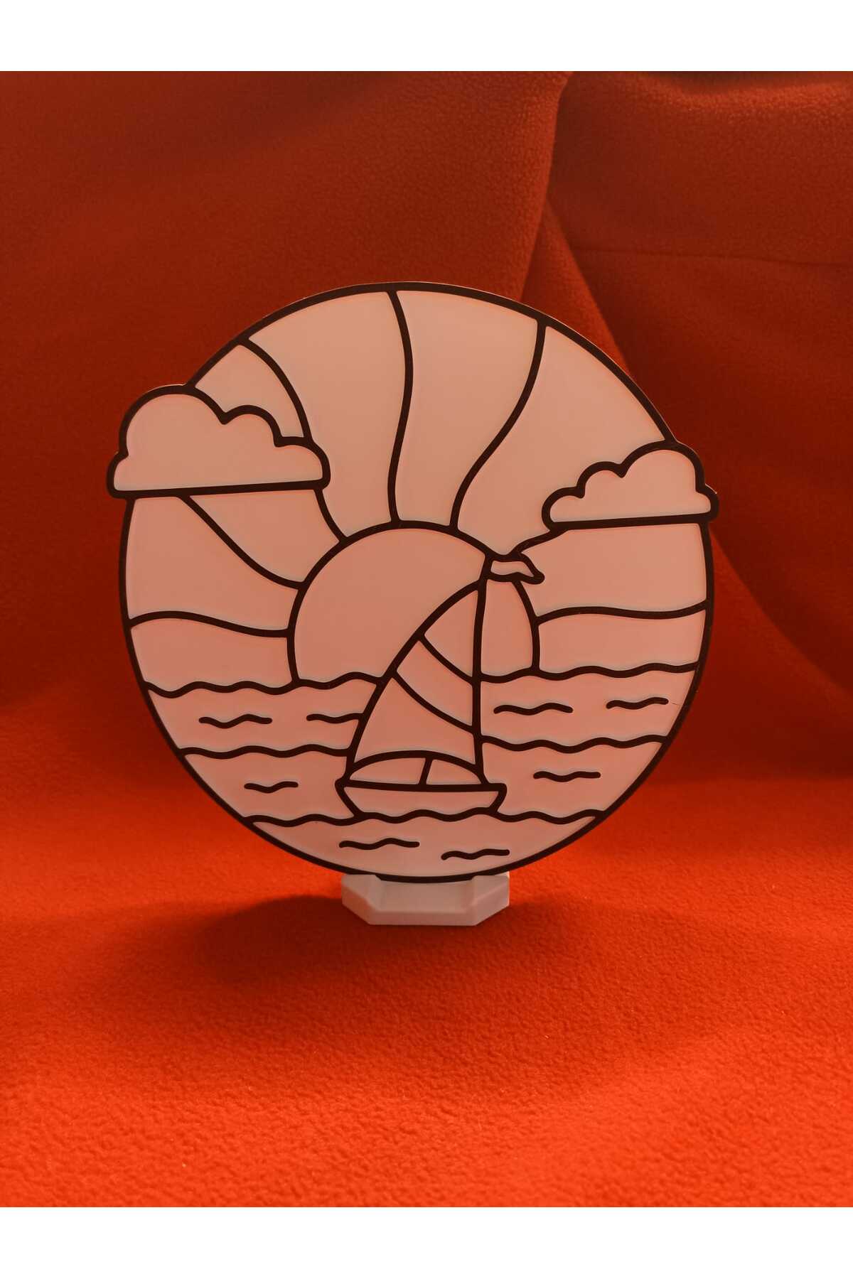 تابلو نقاشی غروب آفتاب در حال بادبانی، ۱۷ سانتی‌متری. قابل استفاده روی دیوار یا میز. رنگ‌ها شامل نمی‌شوند.