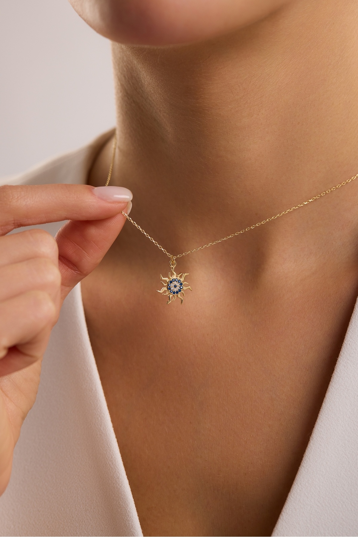 Nereze 925 Ayar Gümüş Gold Kaplama Minimal Nazar Güneş Kolye