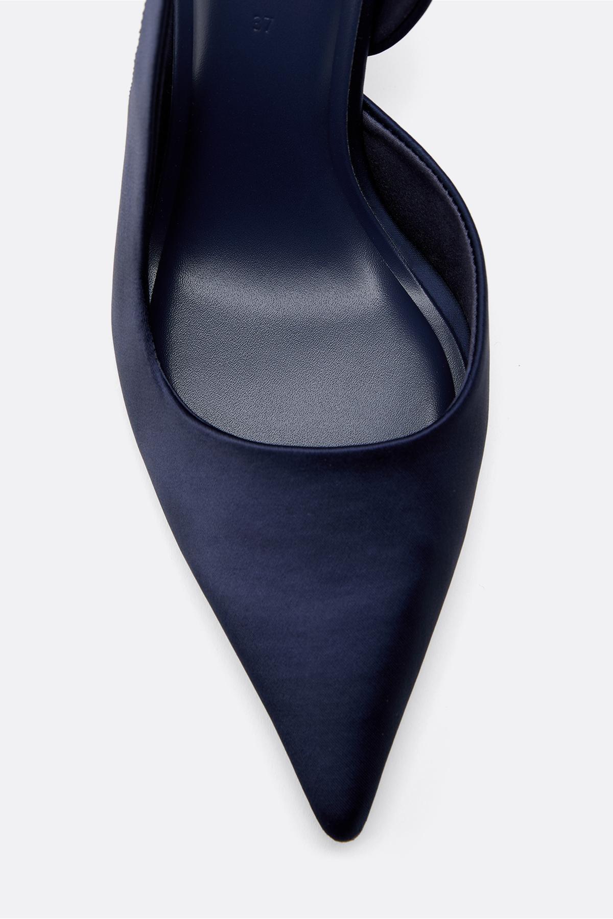 Stradivarius  Saten yüzeyli topuklu ayakkabılar - Görsel 5