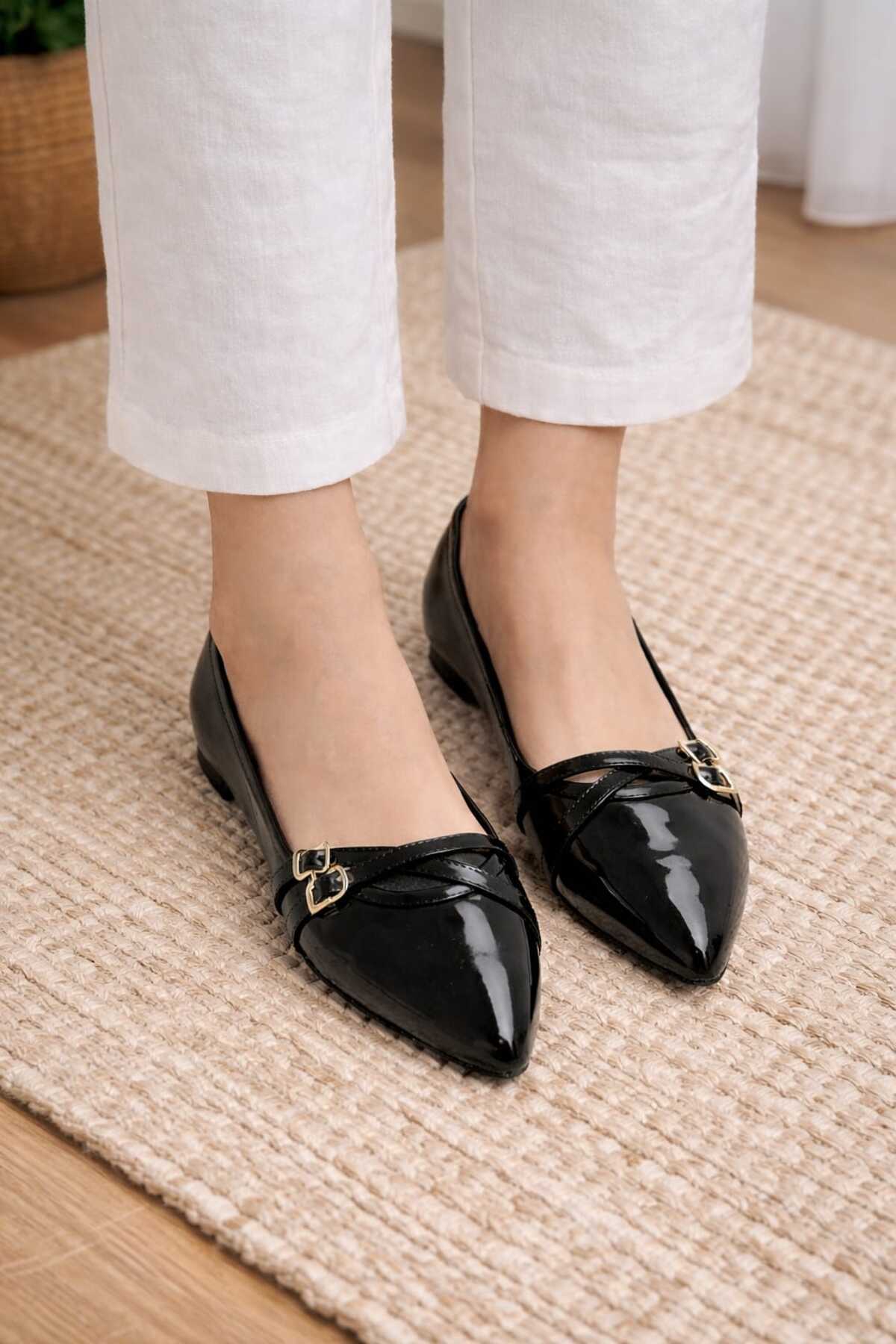 Macelife  Kadın Siyah Toka Detaylı Günlük Rugan Babet - Görsel 5