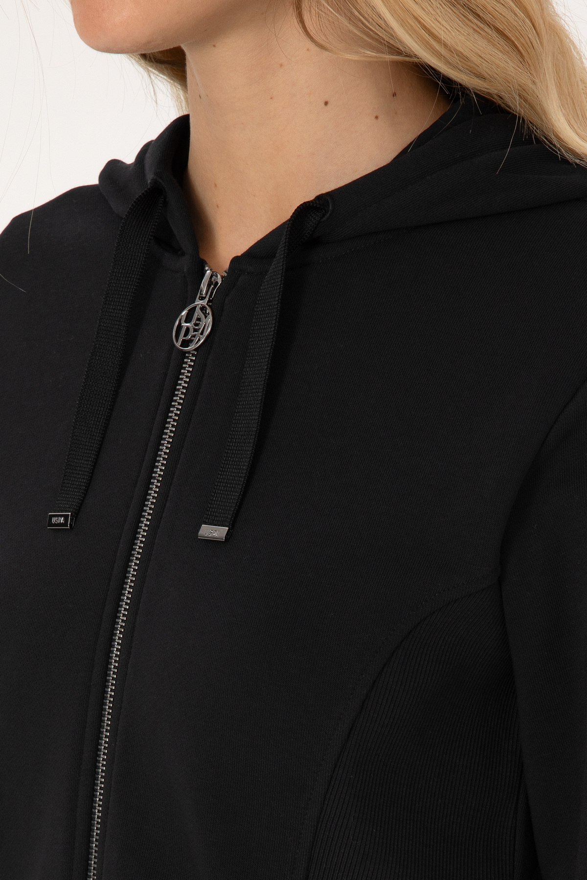 U.S. Polo Assn.  Kadın Siyah Fermuarlı Kapüşonlu Sweatshirt 50314177-VR046 - Görsel 7