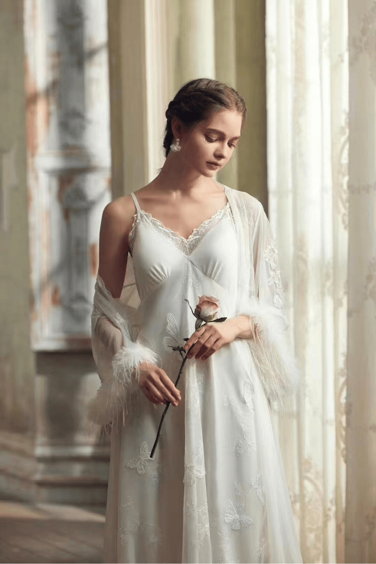 Elaram Kadın Dantelli Tül Tüy Detaylı Gecelik Sabahlık 2'li Takım