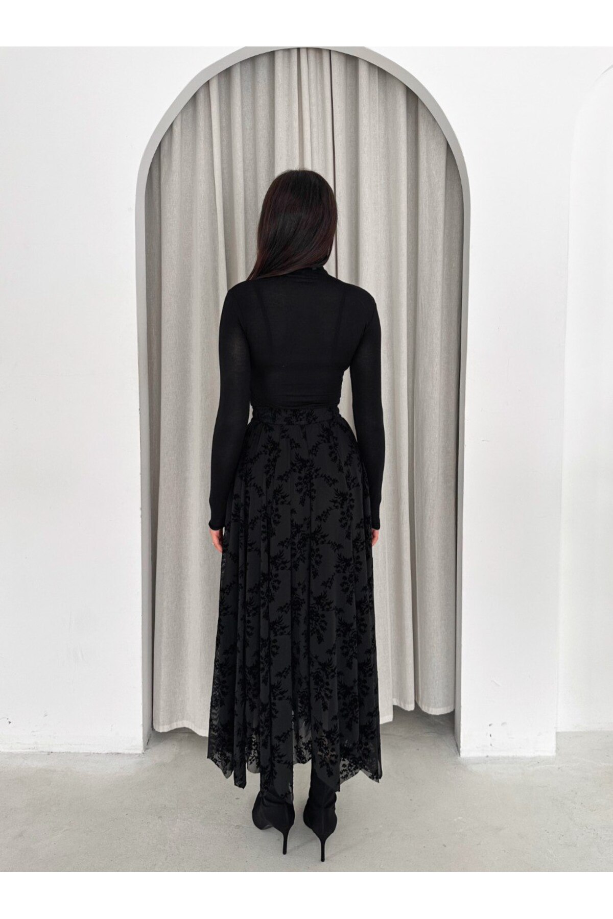 MİSPİER  Asimetrik kesim Flok Baskılı Tüllü Astarlı Etek - Görsel 6