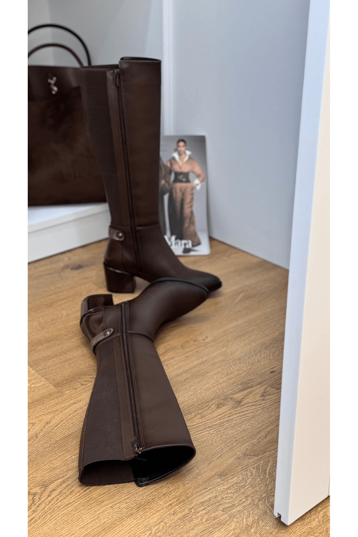 Stil Durağı  BARNEY MODEL 5 CM TOPUKLU SİHİRLİ ÇİZME KAHVE - Görsel 2