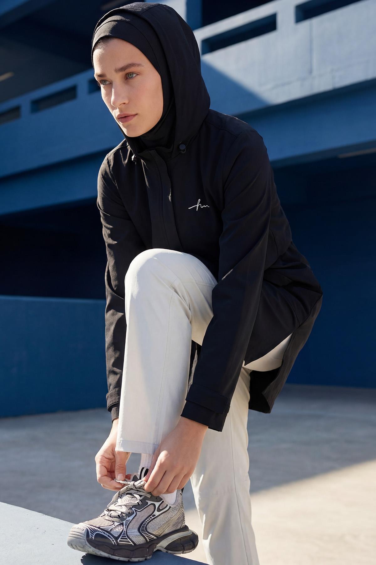 Haşema  Active H-Per Fit Kapüşonlu Siyah Tesettür Yürüyüş Ceketi ACT-42 - Görsel 3