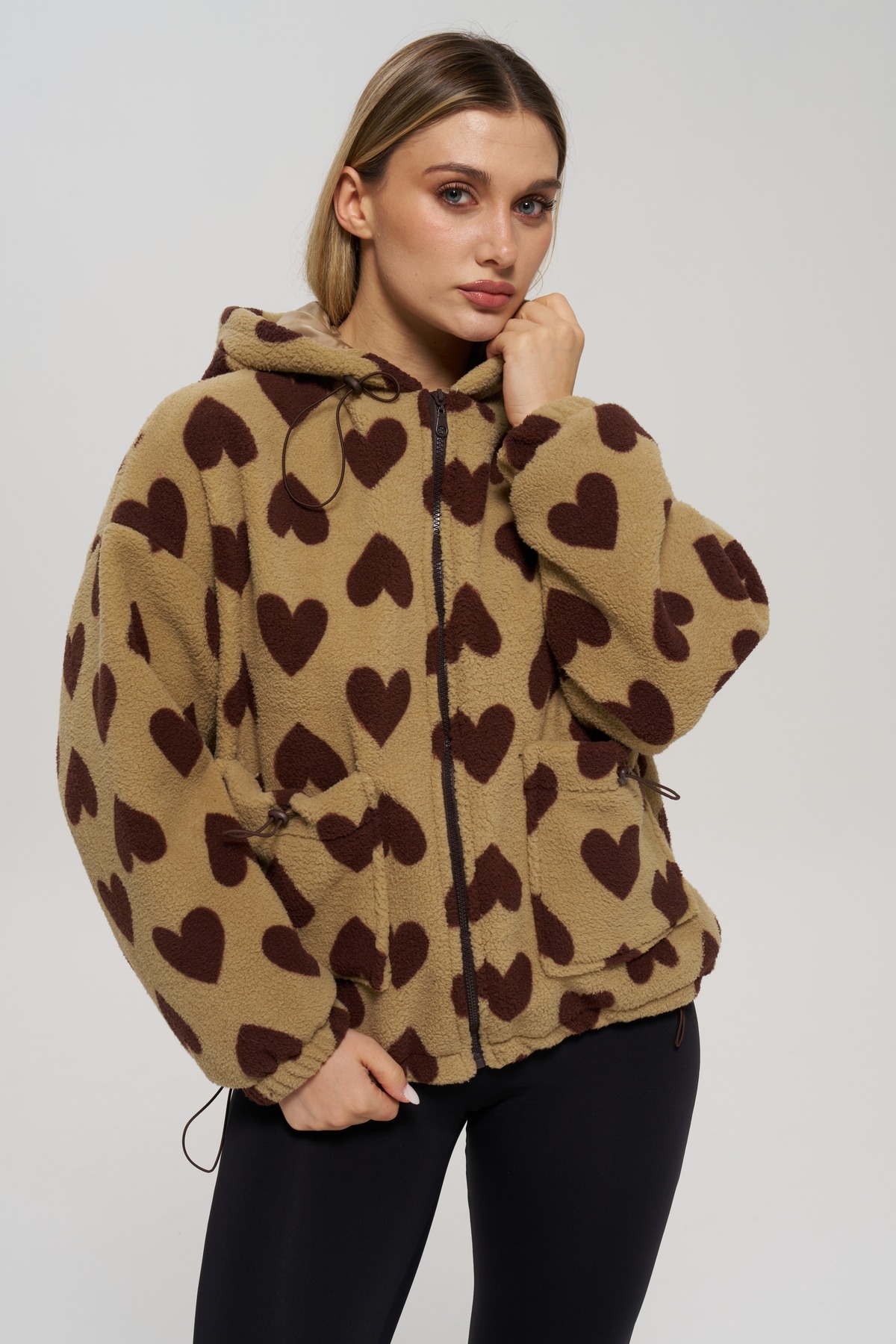 VeniLife με κουκούλα Λούτρινο παλτό με καρδιά