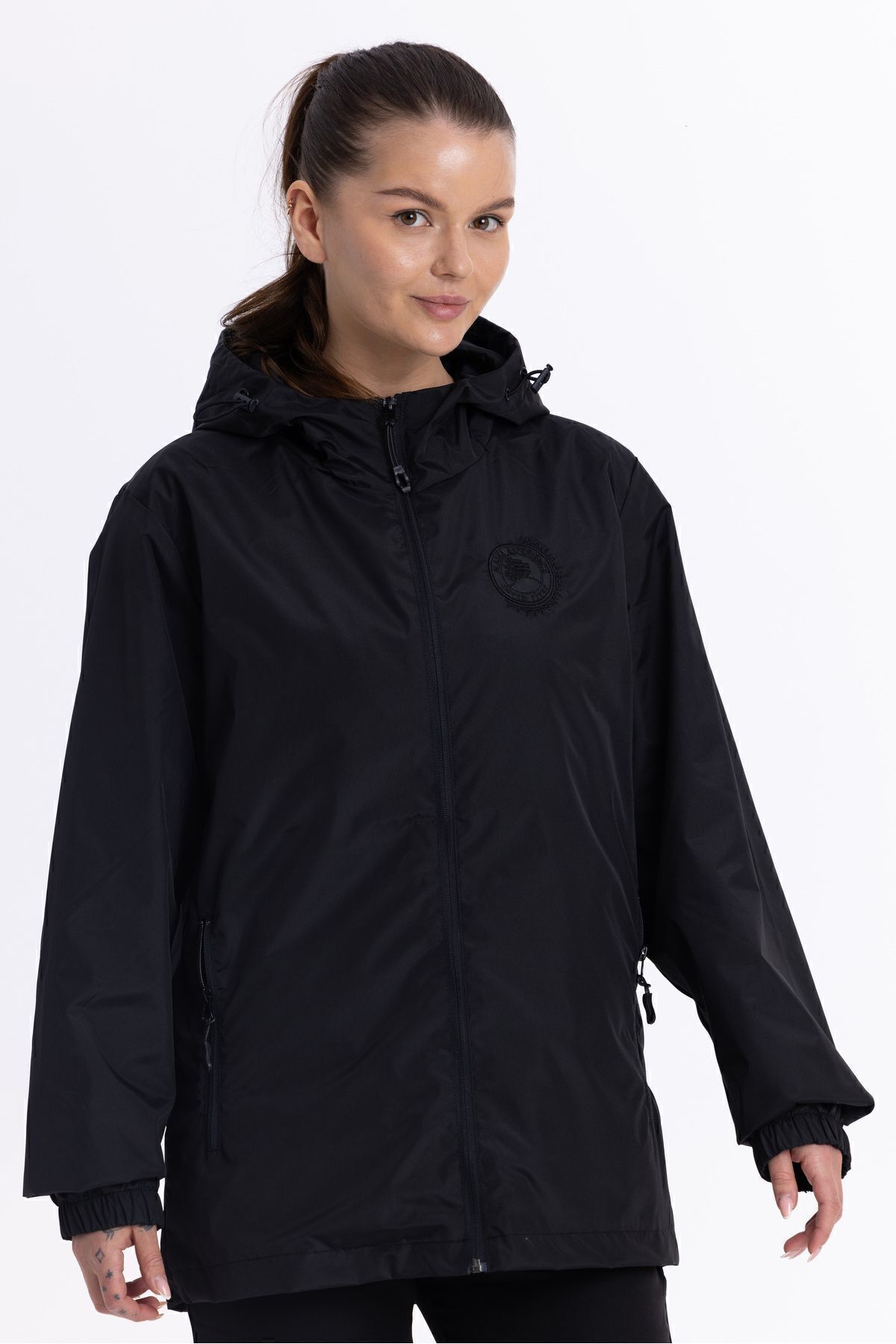 QAWWA  Kadın Kapüşonlu Su ve Rüzgar Geçirmez Cepli İçi Astarlı Ultra Hafif Mevsimlik Yağmurluk