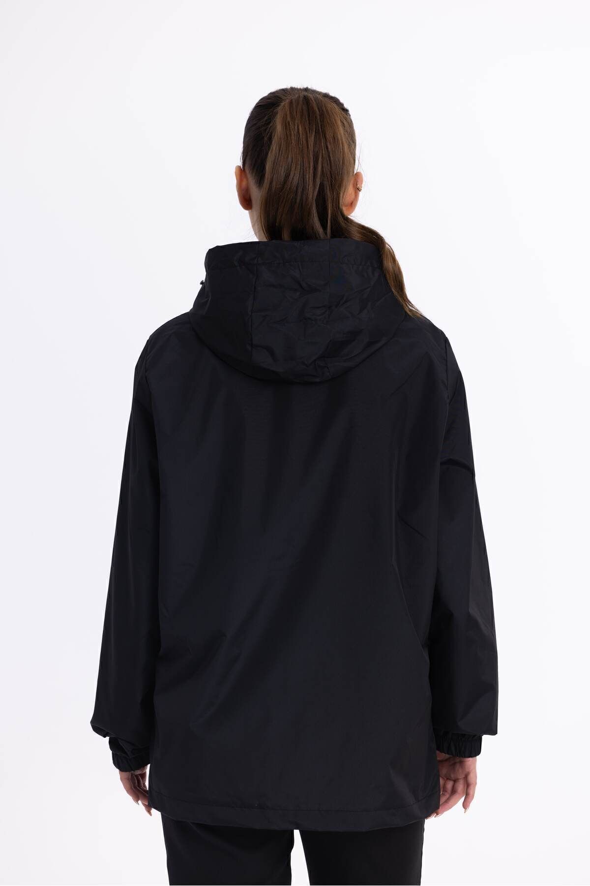 QAWWA  Kadın Kapüşonlu Su ve Rüzgar Geçirmez Cepli İçi Astarlı Ultra Hafif Mevsimlik Yağmurluk - Görsel 7