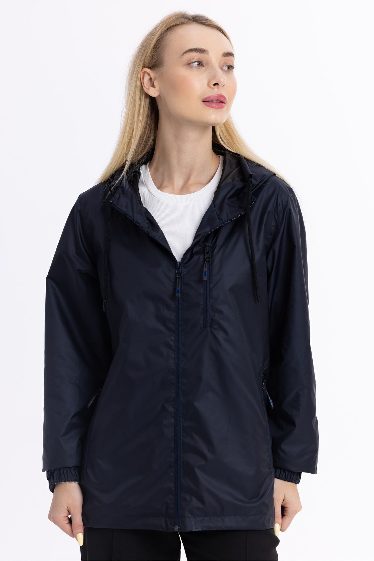 Goccix  Kadın Kapüşonlu Su ve Rüzgar Geçirmez Cepli İçi Astarlı Ultra Hafif Mevsimlik Yağmurluk