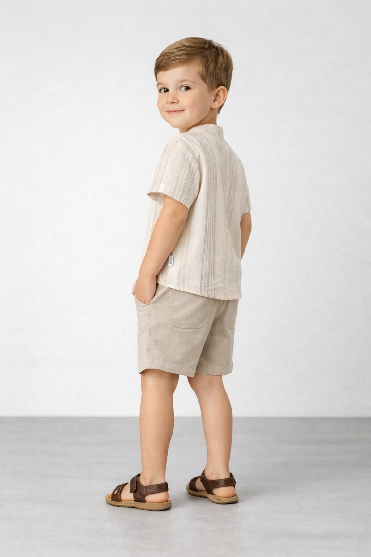 Chicsy Baby Tarz Gömlek Çizgi Desenli Belden Ayarlanabilir Kısa Kollu Şortlu 2'li Takım Çocuk ve Bebek Giyim Öze fotoğrafı 3 (önizleme)