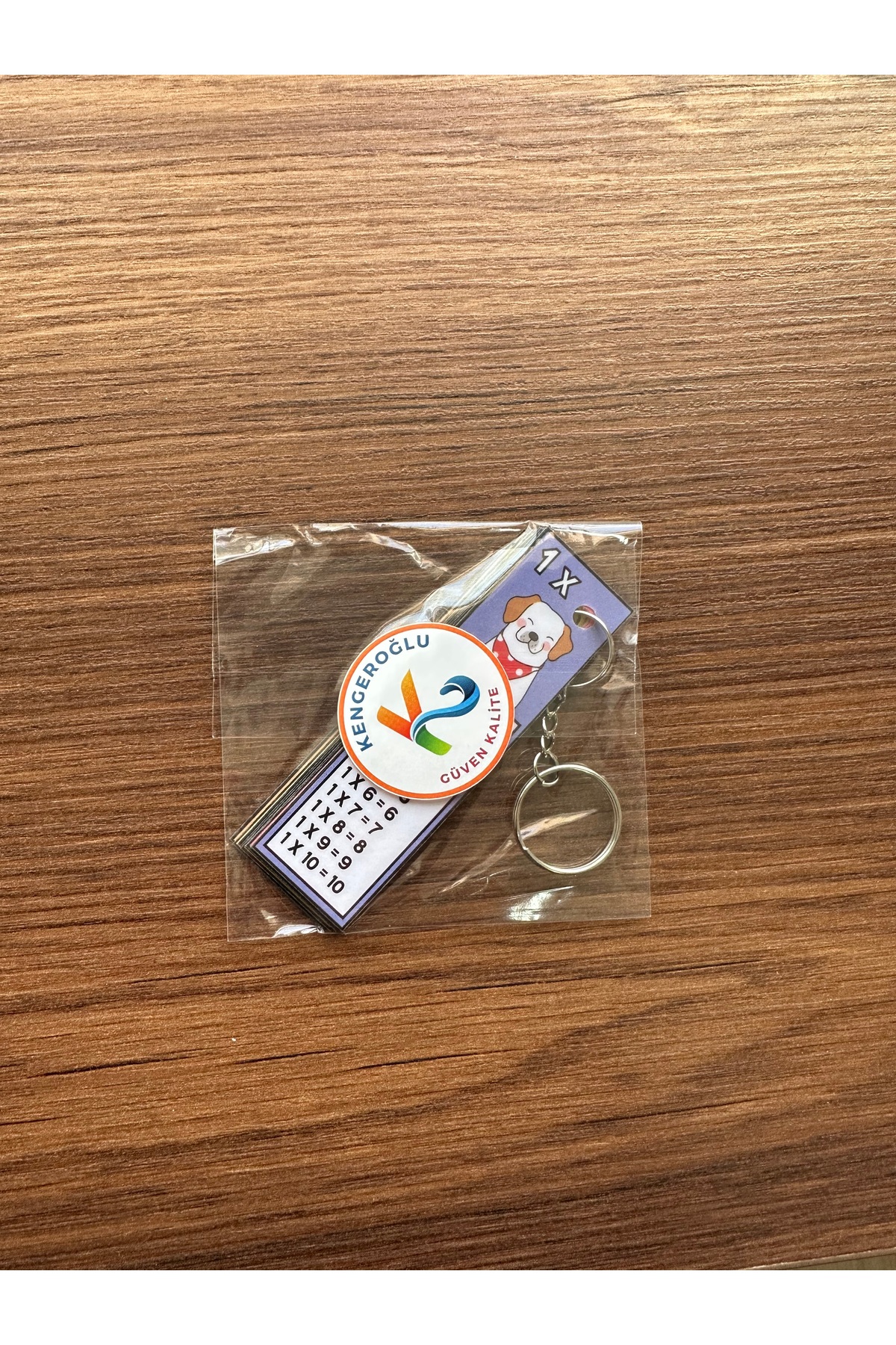 مجموعه ۵ تکه کارت حافظه جدول ضرب به همراه جاکلیدی، مواد آموزشی