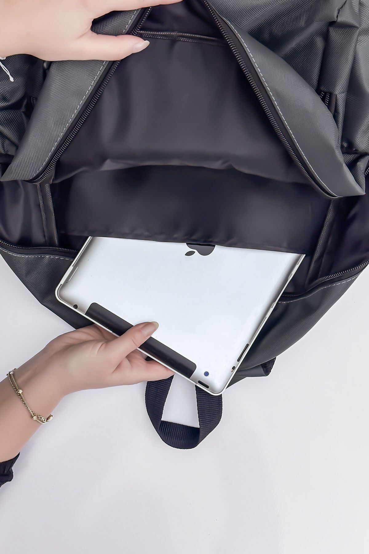 Bambus  Sporcu Sırt Çantası - Ayakkabı Bölmeli , Tablet, Telefon Bölmeli , Su Geçirmez Sporcu Sırt Çantası - Görsel 6