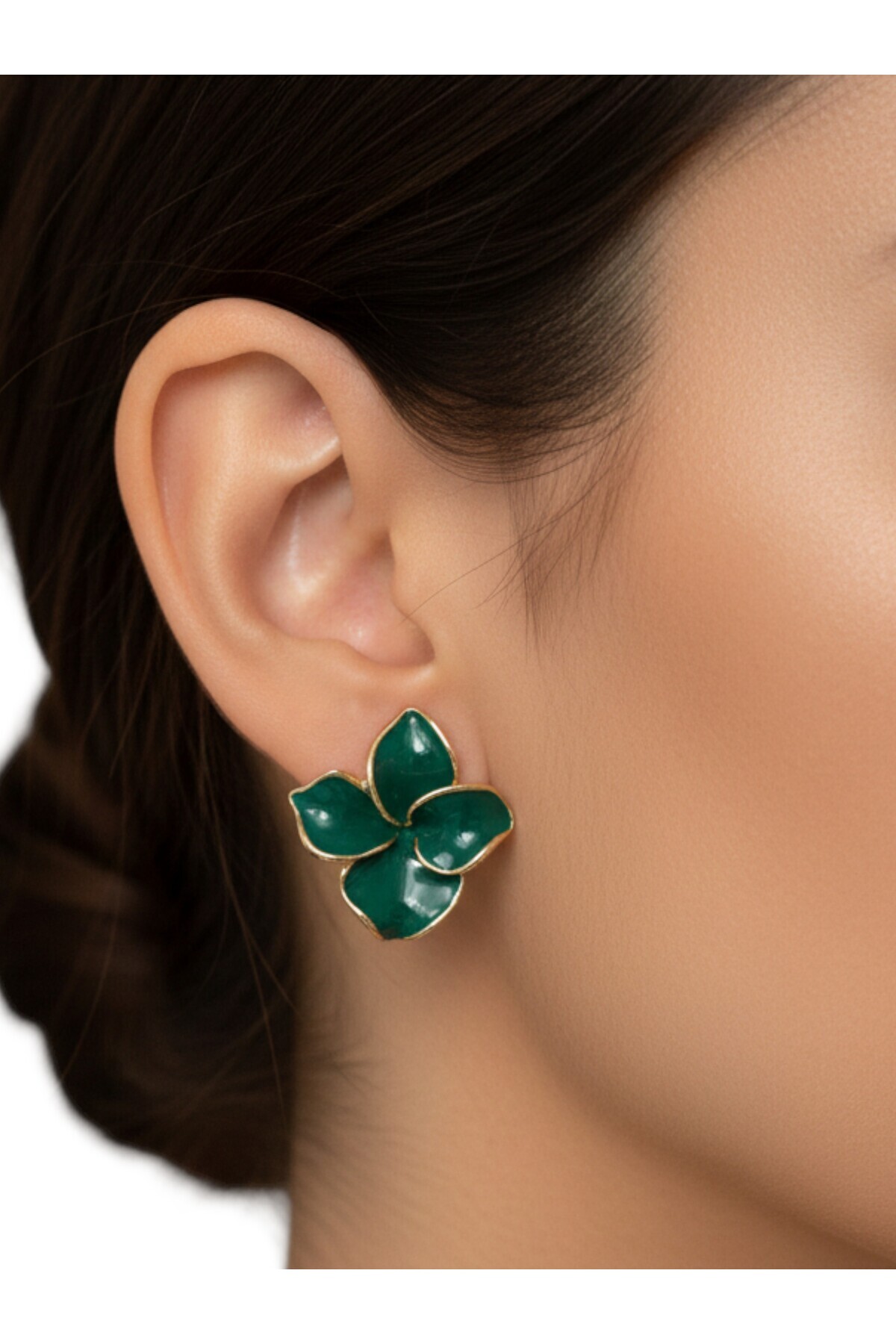 Flower Model Women's Earrings | Emerald Green