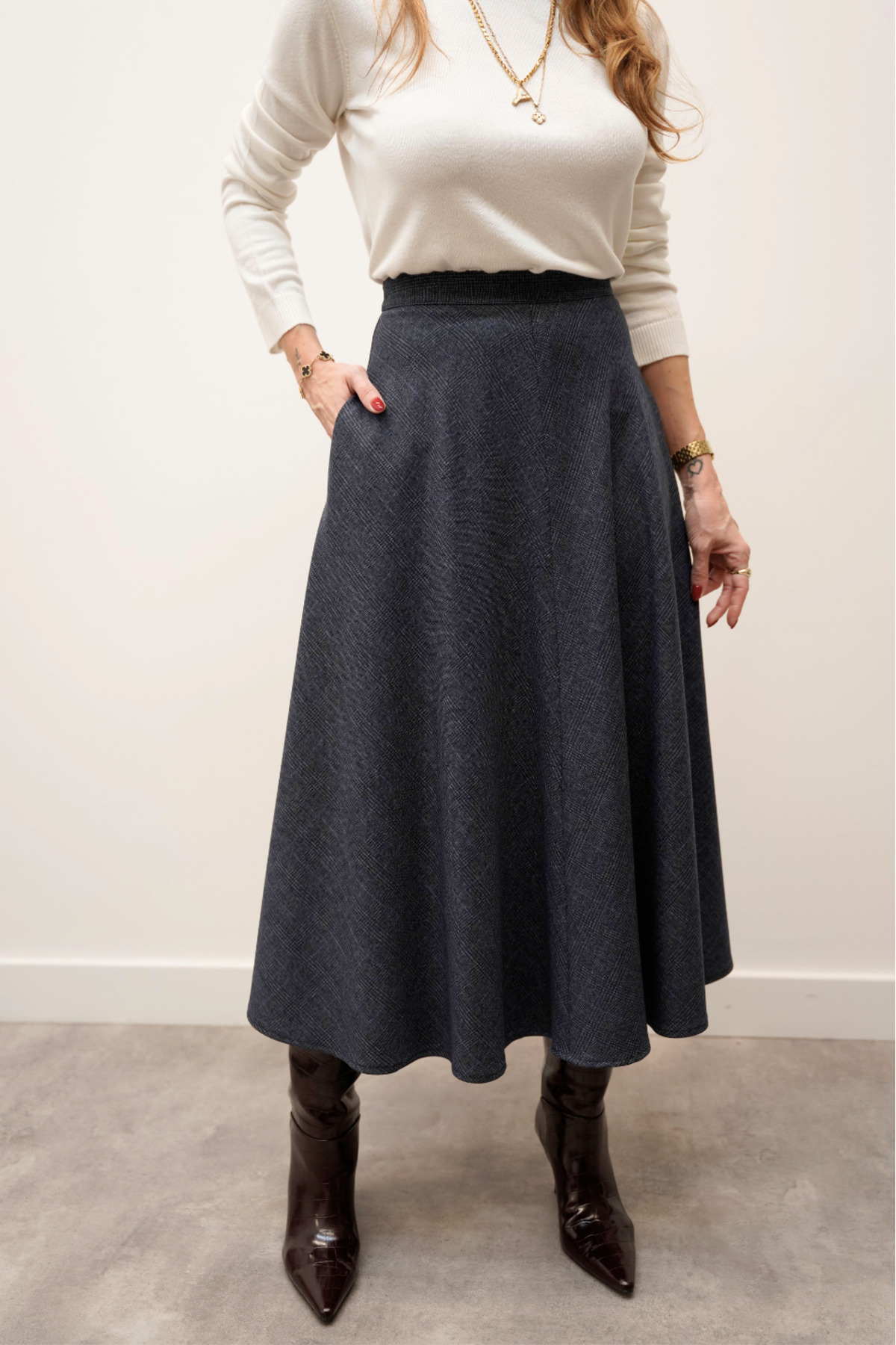 Women's Verona Plaid Tiered Premium Navy Blue Skirt