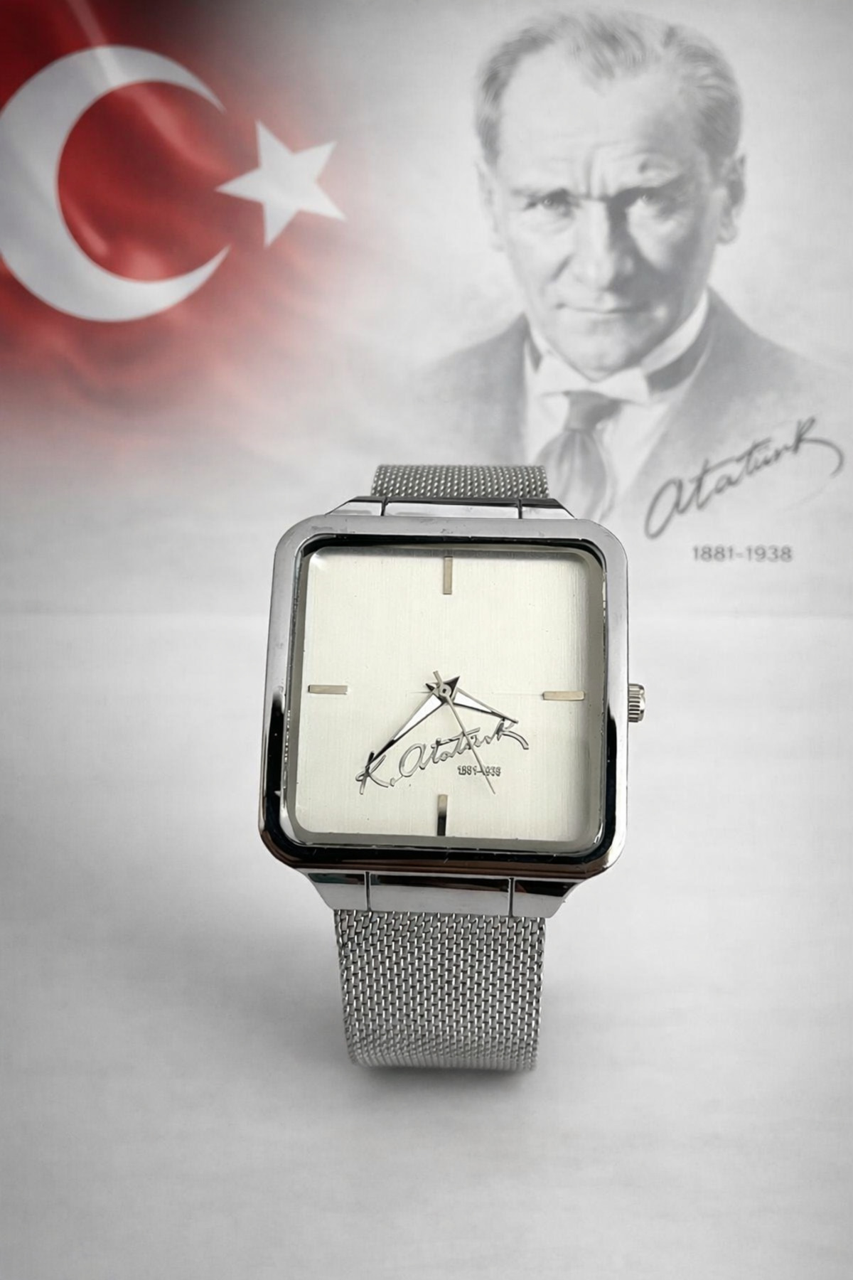 ساعت مچی دست‌بافت مشبک با جزئیات، مصطفی کمال آتاترک، یونیسکس