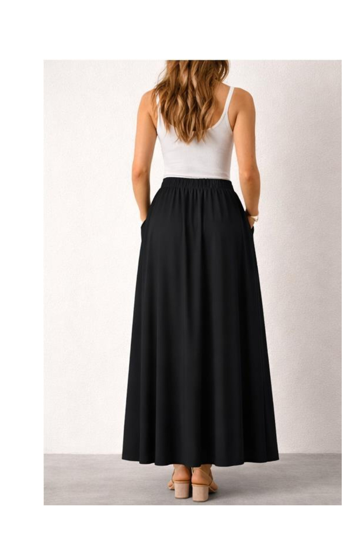 memetti m şekil  Kadın Siyah Beli Lastikli Cepli Double Bilek Boy Etek - Görsel 4
