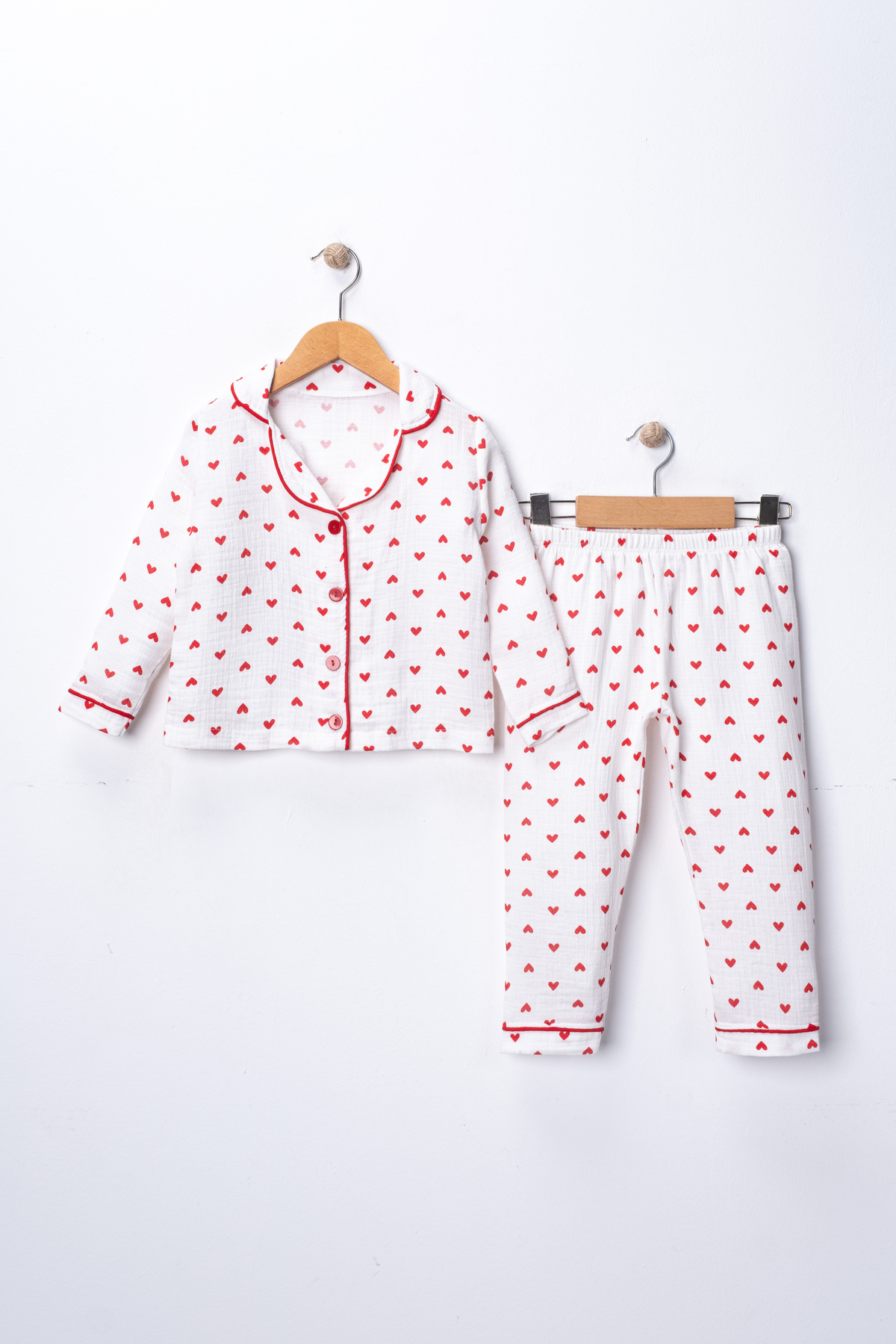 FURYATEX Kız Çocuk %100 Pamuk Organik Çift Katlı Muslin Kırmızı Kalp Desenli 2’li Pijama Takımı fotoğrafı 5 (önizleme)