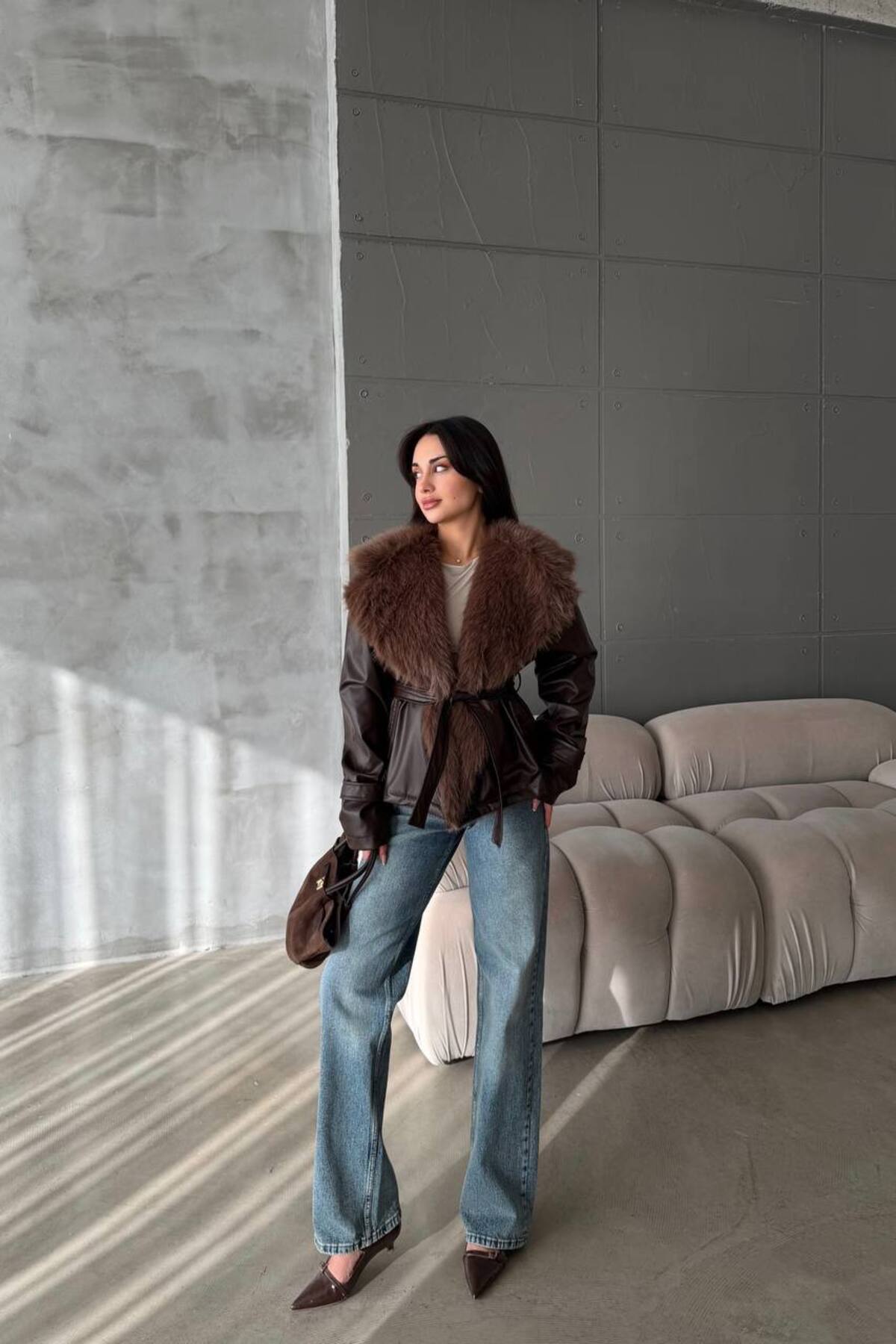 ÖNER  Yeni Sezon Kadın Deri Mont Kürk Yaka Mont Deri Kürk Yaka Deri Ceket Mont Kadın - Görsel 4